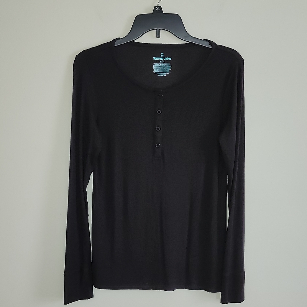 Tommy John Henly Ribbed Black Long Sleeve Top Lightweight Tee. Womens Medium